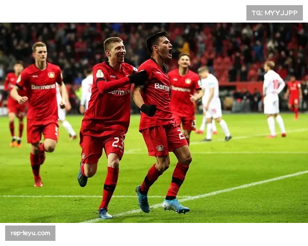 解析勒沃库森三中卫结构 如何在本赛季德甲保持平衡